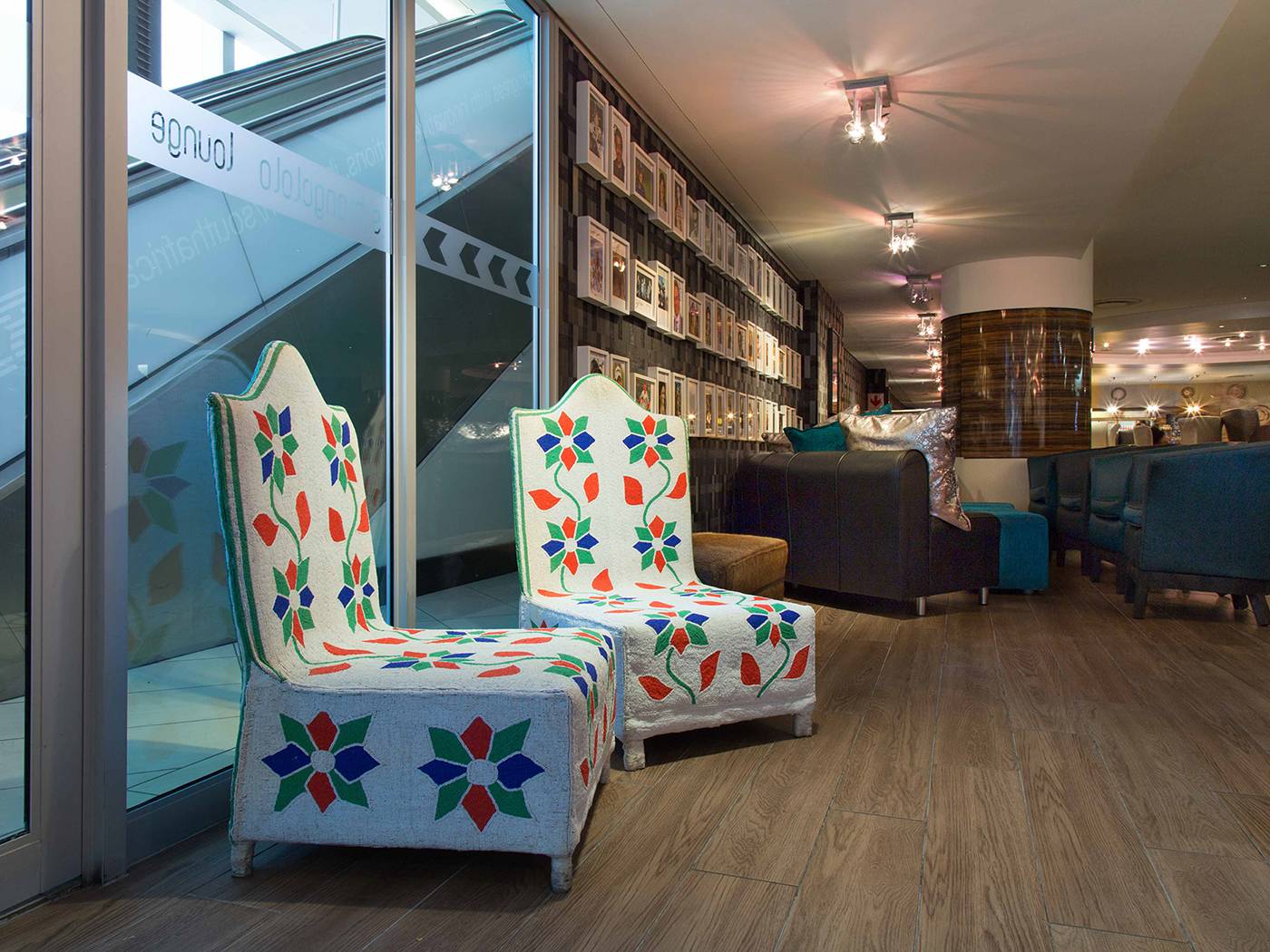 Shongololo Lounge