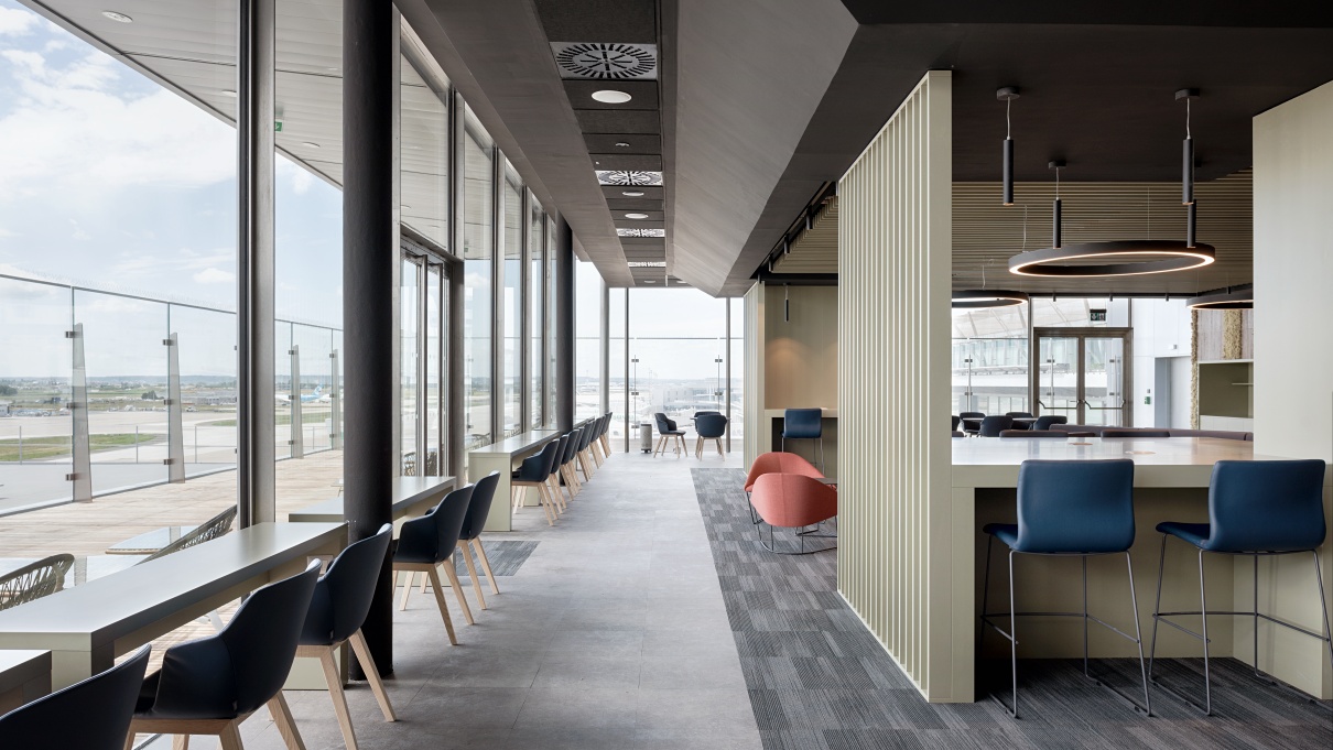 Air Lounge