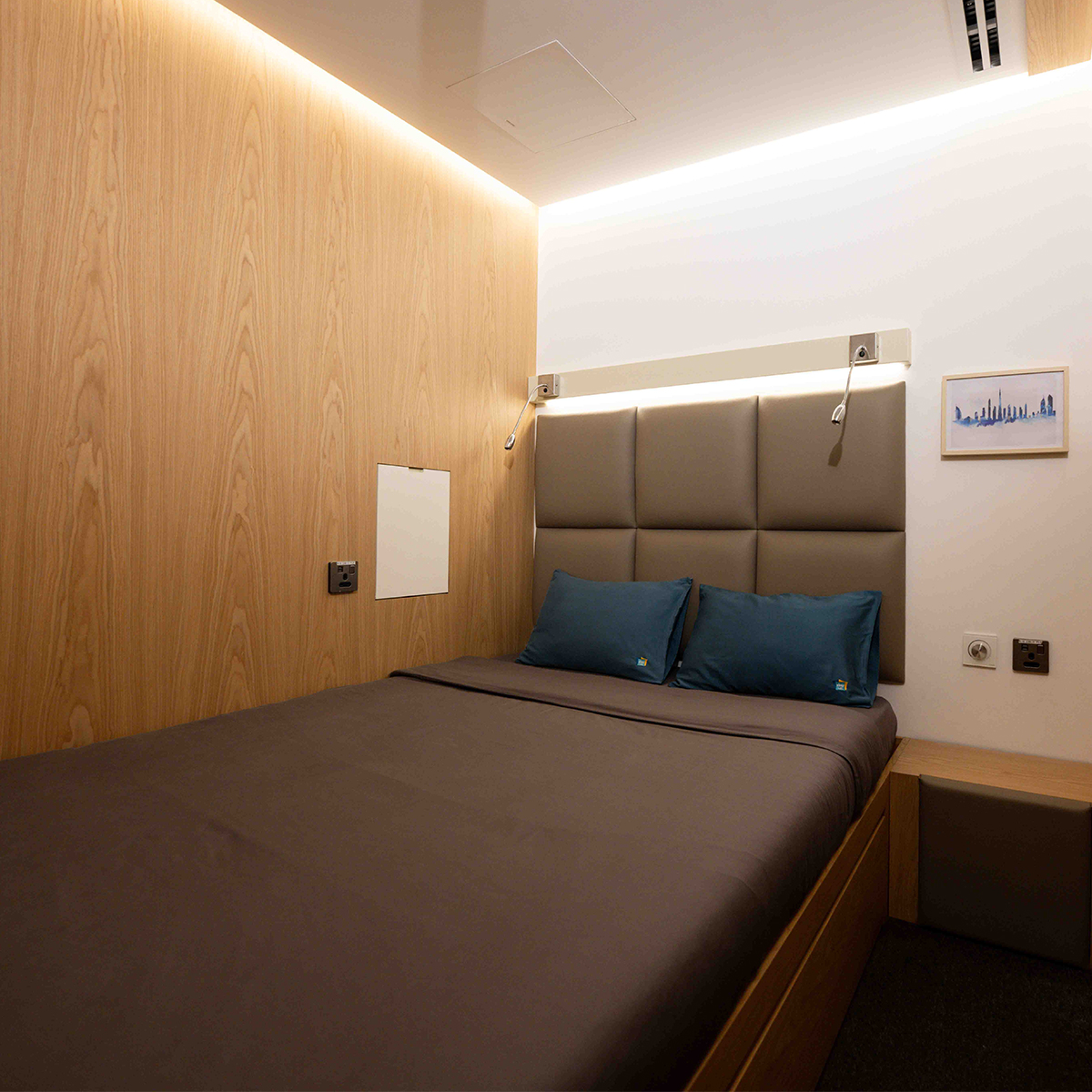Double Cabin